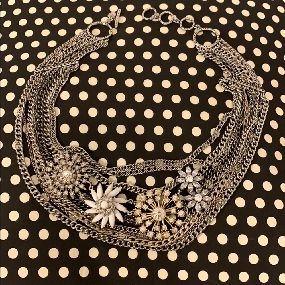Statement necklace New w/o tags